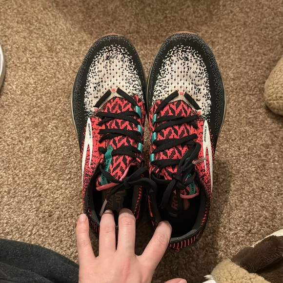 Brooks Bedlam - Picture 3 of 4